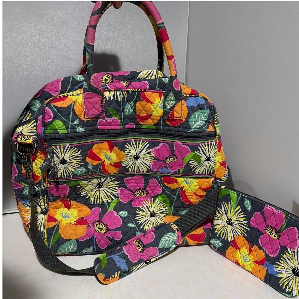 Vera Bradley Sun Valley Floral Quilted Cotton Duffel Bag Travel Weekender Pouch